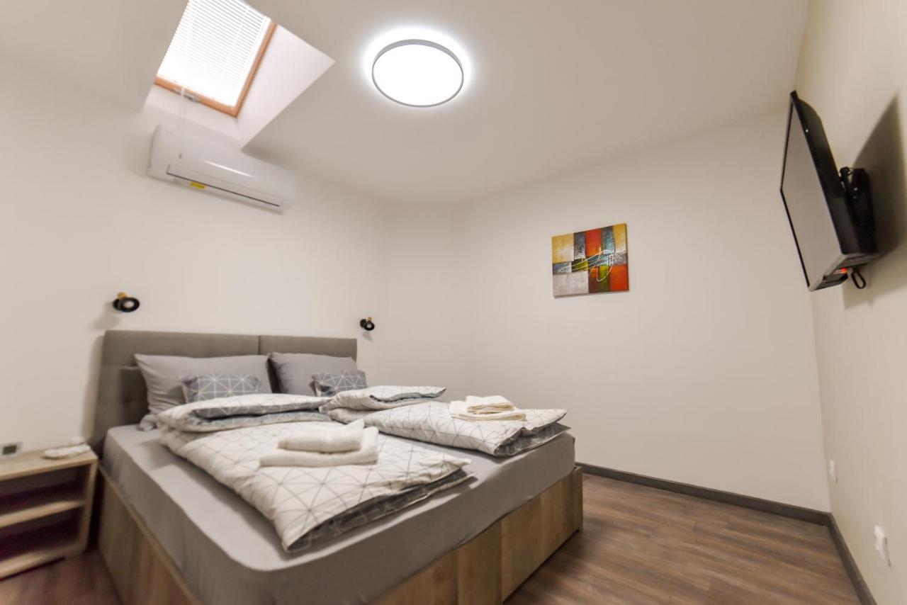Apartmani Statik SD Smederevo Bagian luar foto